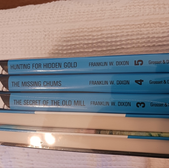 The Hardy Boys 1-5 Book Set - Picture 4 of 4